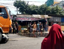 Pengendara Sepedamotor Tewas Terlindas Dump Truck 