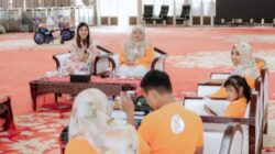 Kahiyang Ayu Serahkan 135 Kursi Roda Adaptif bagi Anak Penyandang Cerebral Palsy 