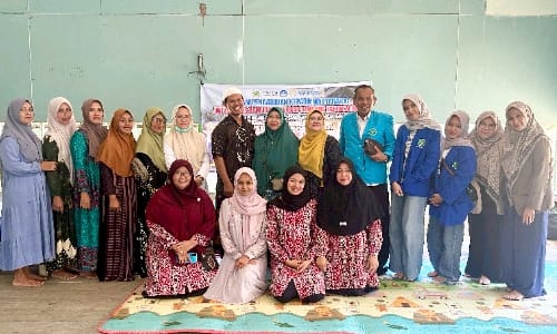Teks Foto: Tim PKM Dosen Universitas Samudra Fakultas Hukum saat berikan Pendampingan Psikososial (Trauma Healing) bagi anak-anak korban bencana, di Desa Tanjung Neraca, Kecamatan Manyak Payed, Kabupaten Aceh Tamiang.(ist). 