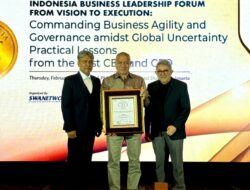 Mohamad Feriadi Soeprapto Raih Penghargaan Indonesia Best CEO 2025