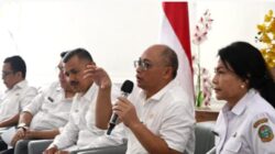 Teks foto: Pemerintah Provinsi Sumatera Utara (Sumut) melalui Dinas Penanaman Modal dan Pelayanan Terpadu Satu Pintu (DPMPTSP) Konferensi Pers terkait kepatuhan pelaku usaha dalam memenuhi Laporan Kegiatan Penanaman Modal (LKPM) berlangsung di Lobby Dekranasda Lantai 1 Kantor Gubernur Sumut Jalan Diponegoro 30 Kota Medan, Rabu (4/3/2026).