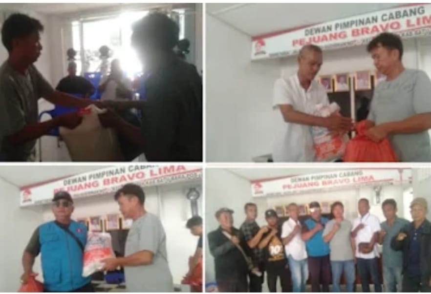 Teks fhoto Ketua Bravo 5 Viktor Oktopianus S berbagi paket lebaran kepada Wartawan Muslim Puasa Ke-19 di kantor DPC Bravo 5 Kabupaten Batubara Senin (9/3-2026).beritasore/alirsyah