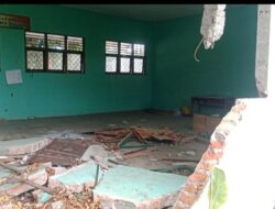 Bus PMH Tabrak SDN 014645 Pulau Maria, Meski Sudah Damai Belum Ada Perbaikan
