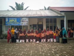 UPTD SDN 017961 Pulau Rakyat Tua Salurkan Bantuan Ramadhan