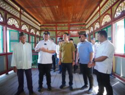 Bupati Batubara Dan Staf DPR RI Kunker Ke Istana Niat Lima Laras