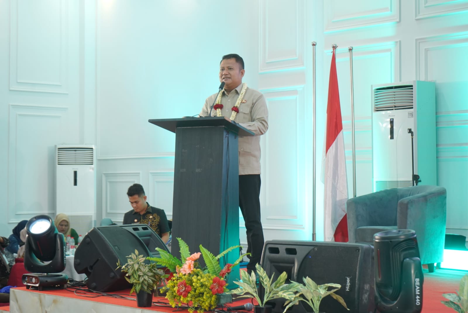 Teks fhoto Wakil Bupati Asahan, Rianto, SH, M.AP, secara resmi membuka kegiatan Seminar EduDay 2026 Kamis (2/4-2026).beritasore/alirsyah