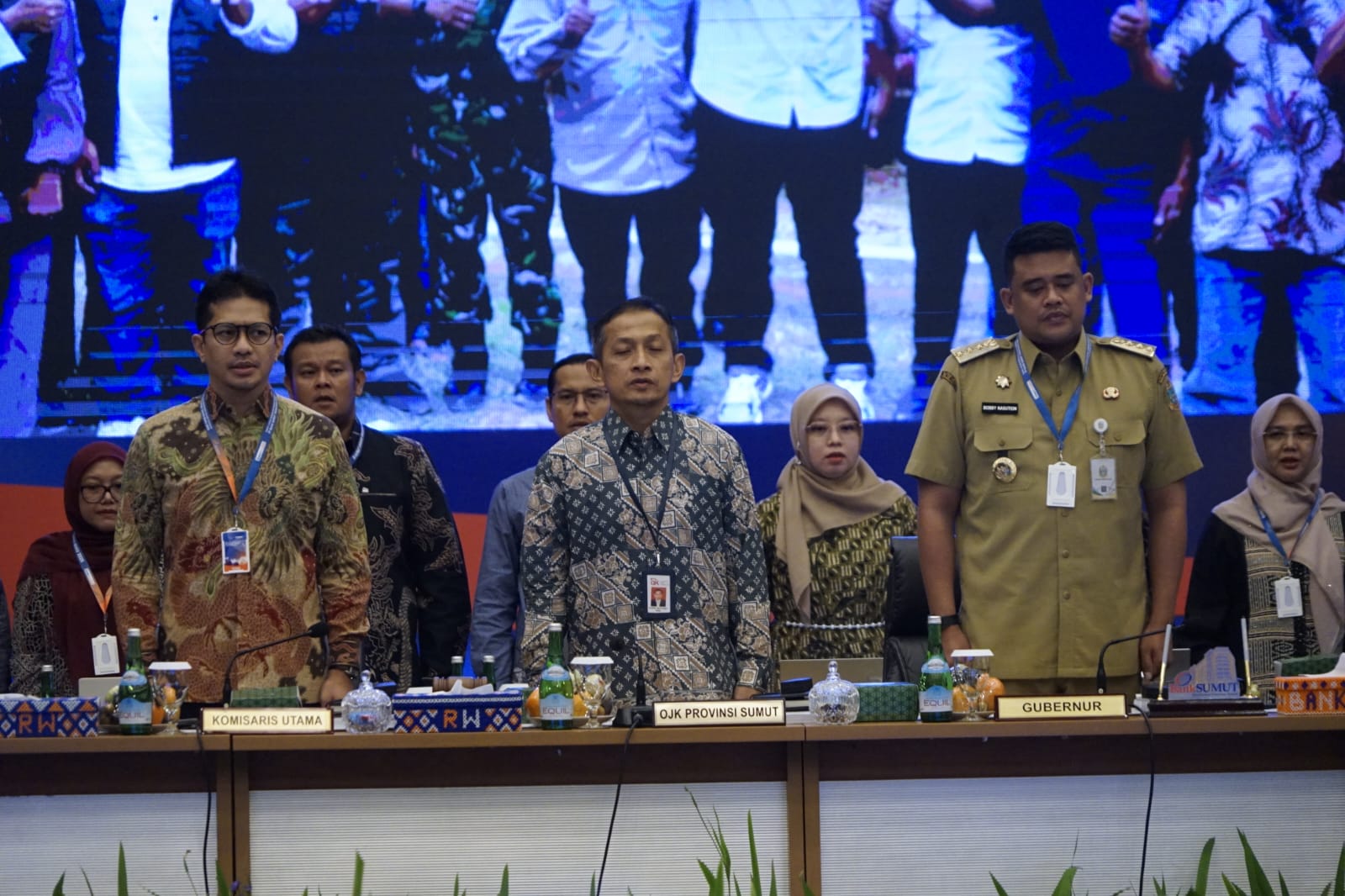 Teks fhoto Wakil Bupati Asahan Rianto SH MAP menghadiri RUPS Tahunan Bank Sumut di  Lantai 10 Kantor Pusat PT Bank Sumut (Perseroda), Jalan Imam Bonjol No:18 Medan Senin (6/4-2026). beritasore/alirsyah