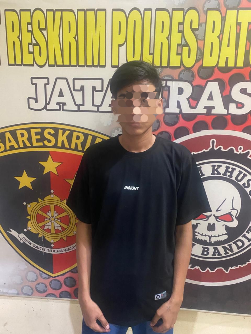 Teks fhoto Polres Batubara meringkus RG pembacok Pelajar diwarung tuak Dusun VII Desa Pematang Rambai Kecamatan Nibung Hangus Kabupaten Batubara Senin (13/4-2026).beritasore/alirsyah