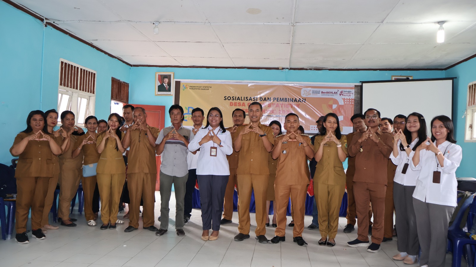 Ket Foto: PEMKAB Samosir Sosialisasi dan Pembinaan Desa Cinta Statistik (Desa Cantik) Tahun 2026. Ist