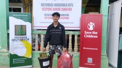 Yayasan Geutanyoe Dan Save The Children Salurkan Bantuan Bagi Korban Becana
