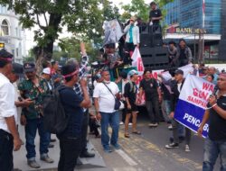 Penutupan TPL, Ribuan Massa Suarakan Ekonomi Masyarakat Terpuruk