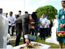 Ziarah Penuh Makna HUT ke-78 Sumut, Bobby Nasution Ajak Teladani Jasa Pahlawan