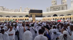 13 April 2026, Arab Saudi Batasi Akses Masuk Makkah Tanpa Izin