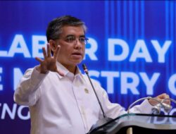 Menaker Tegaskan Kesempatan Kerja Tetap Terbuka di Tengah Tantangan Global